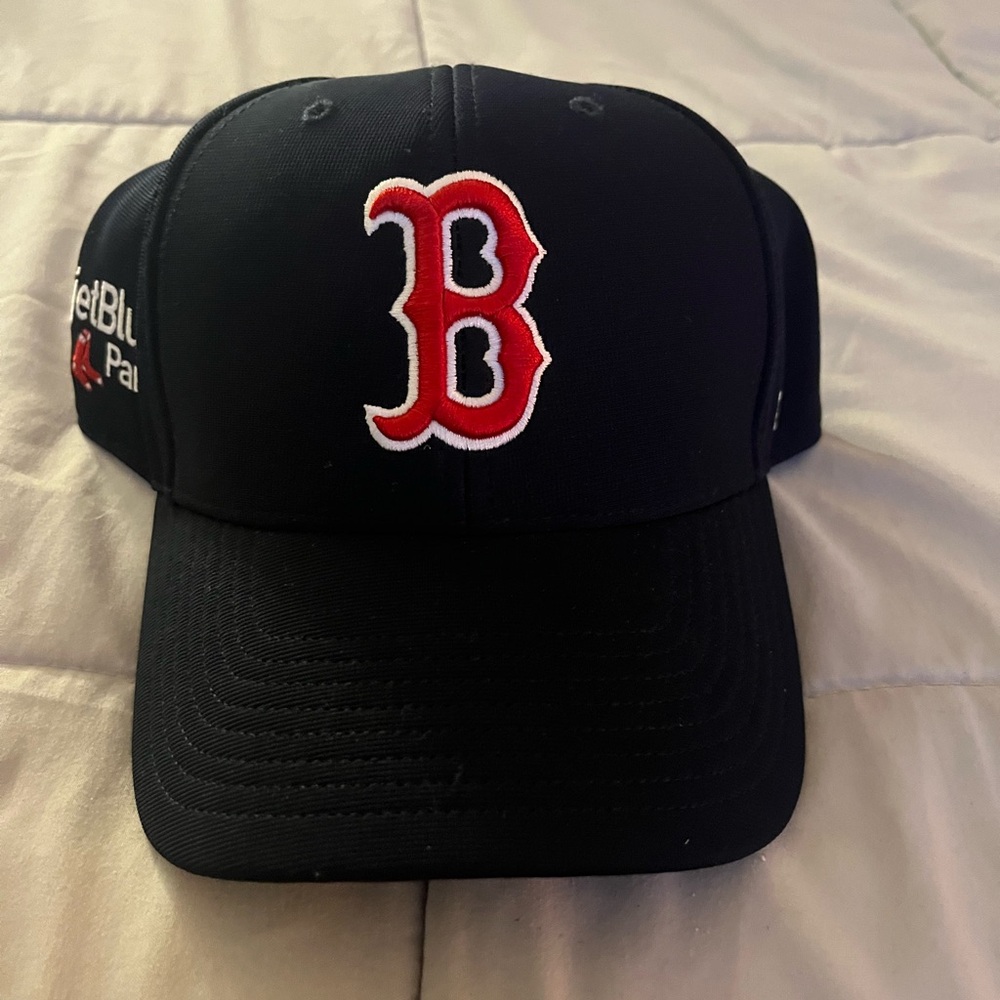 47’ Brand RedSox Hat